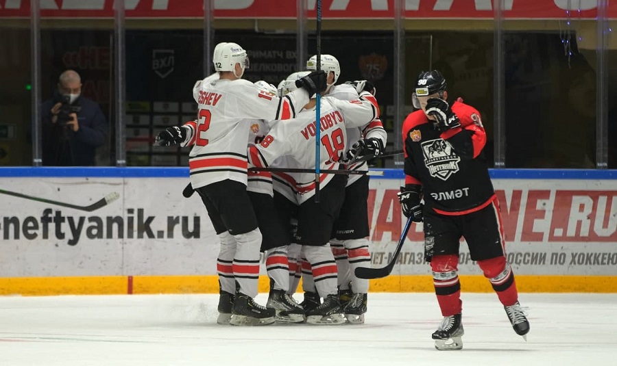 Нефтяник - Молот 11012022текст.jpg